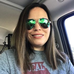 Meet your Posher, Heather